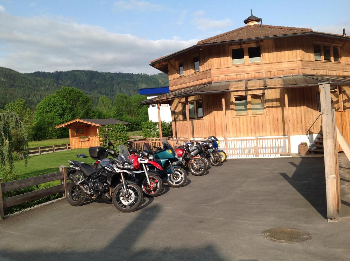 Ferienhaus Oktogon Itter Dış mekan fotoğraf